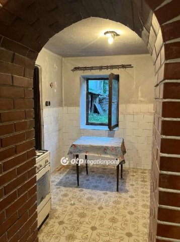 Eladó családi ház, Siklóson 11.6 M Ft, 2+1 szobás