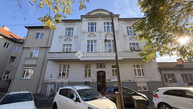 Eladó téglalakás, Győrött, Bisinger József sétányon 79.5 M Ft