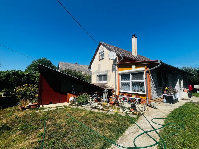 Eladó családi ház, Barcson 17.9 M Ft, 2 szobás