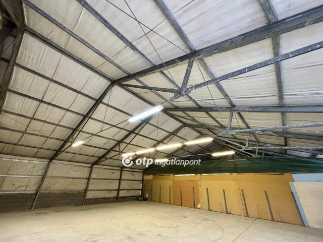 Kiadó ipari ingatlan, Nyíregyházán 235 E Ft / hó