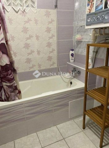 Eladó családi ház, Nagykőrösön 52.9 M Ft, 4 szobás