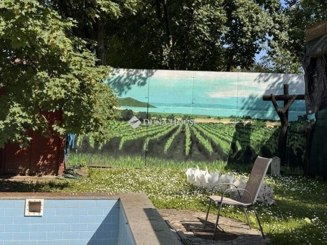 Eladó családi ház, Budapesten, III. kerületben 149.9 M Ft