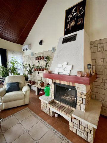 Eladó családi ház, Veresegyházon 142.9 M Ft, 5 szobás