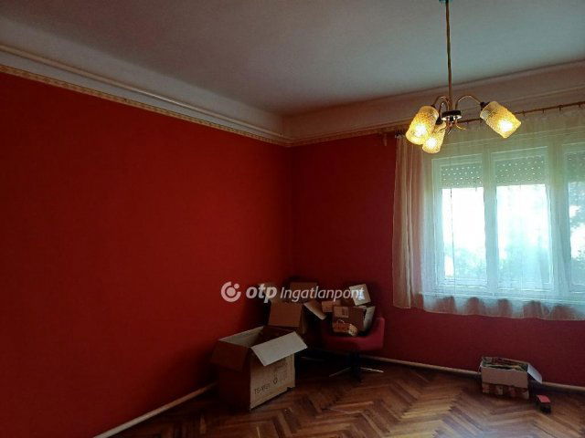 Eladó családi ház, Kompolton 19.5 M Ft, 4 szobás