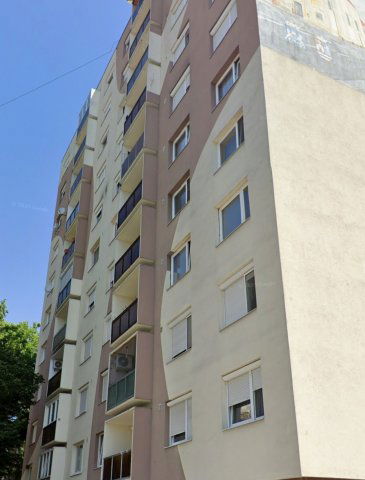 Eladó panellakás, Mosonmagyaróváron 54.99 M Ft, 2 szobás