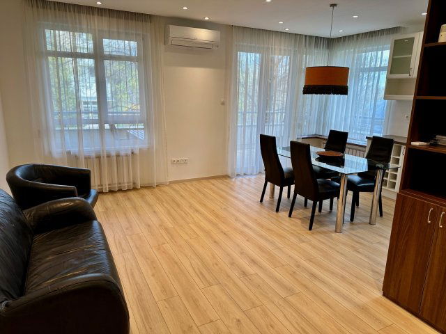 Kiadó téglalakás, albérlet, II. kerületben, Budakeszi úton