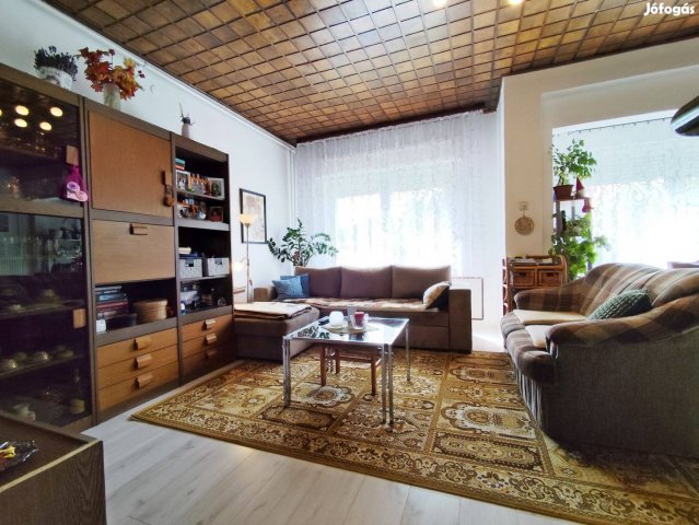 Eladó családi ház, Dombóváron 45 M Ft, 3 szobás