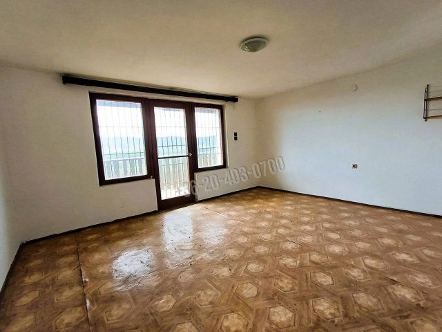 Eladó nyaraló, Verőcén 33.9 M Ft, 2 szobás