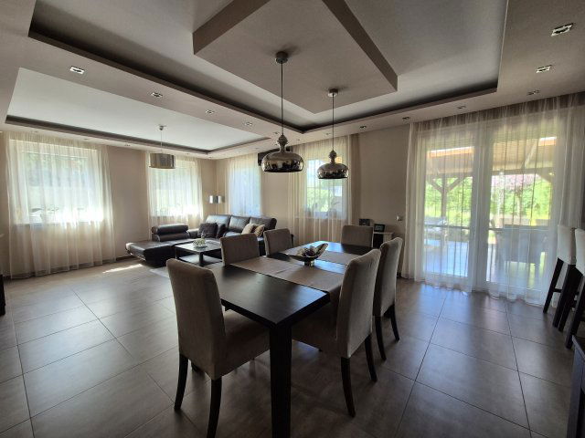 Eladó családi ház, Nagykőrösön 136 M Ft, 4 szobás