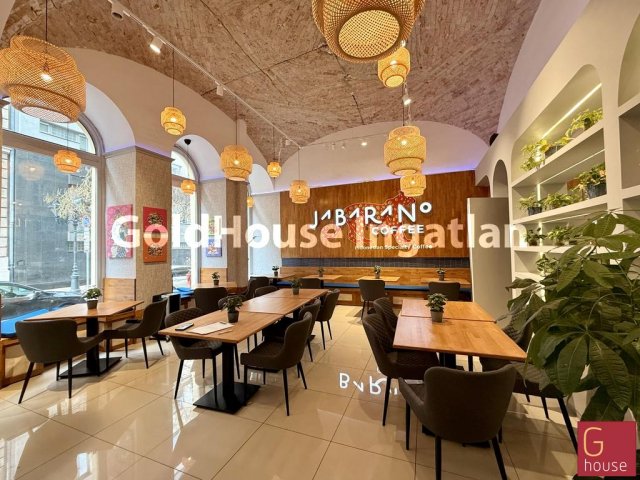 Kiadó üzlethelyiség, Budapesten, V. kerületben 2695 E Ft / hó