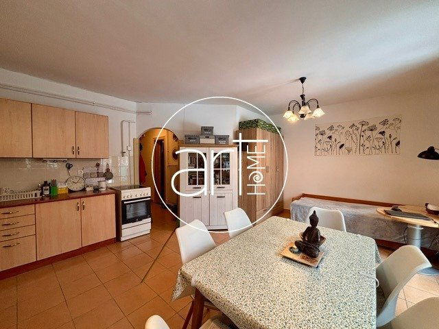 Eladó téglalakás, Szegeden, Bérkert utcában 62.99 M Ft