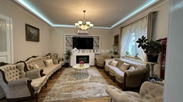 Eladó családi ház, Budapesten, XIV. kerületben 120 M Ft