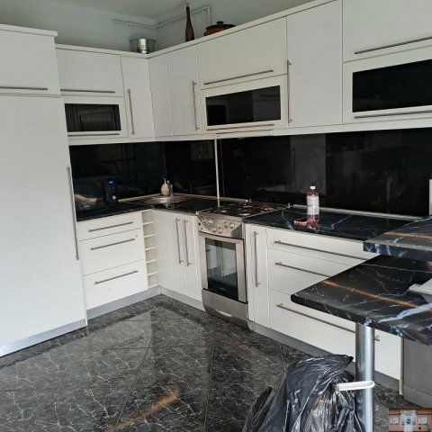 Kiadó sorház, albérlet, Üllőn 270 E Ft / hó, 3 szobás