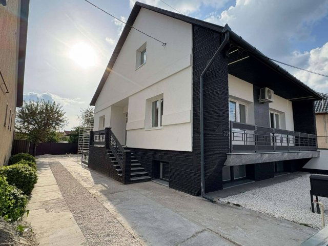 Eladó családi ház, Alsónémediben 129.9 M Ft, 5 szobás