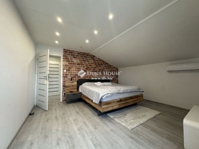 Eladó családi ház, Taksonyon 249 M Ft, 4 szobás