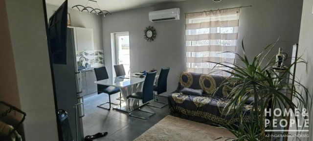 Eladó családi ház, Szegeden 37.5 M Ft, 3 szobás