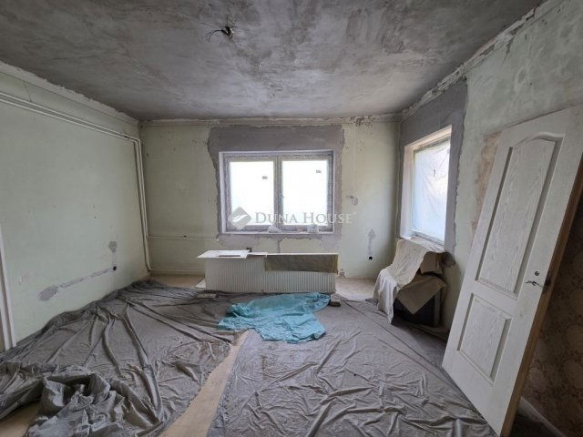 Eladó családi ház, Üllőn 70.9 M Ft, 3 szobás