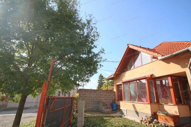 Eladó családi ház, Győrött 99.9 M Ft / költözzbe.hu