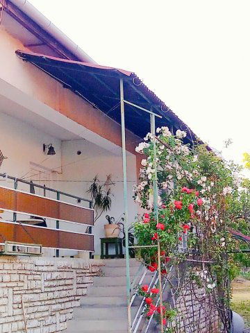 Eladó nyaraló, Balatonfűzfőn, Radnóti Miklós utcában 85.9 M Ft