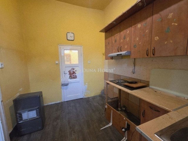 Eladó téglalakás, Budapesten, IV. kerületben 36.5 M Ft, 1 szobás