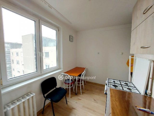 Eladó panellakás, Miskolcon 31.5 M Ft, 2 szobás
