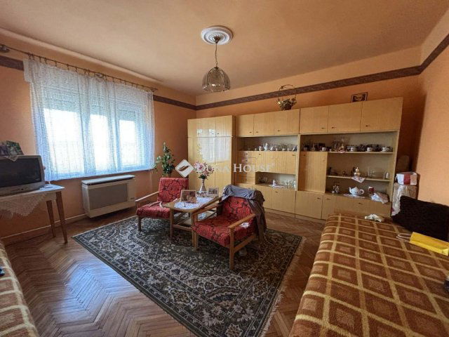 Eladó családi ház, Porpácon 25 M Ft, 2 szobás