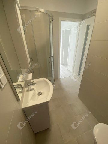 Kiadó téglalakás, albérlet, Szegeden 180 E Ft / hó, 3 szobás