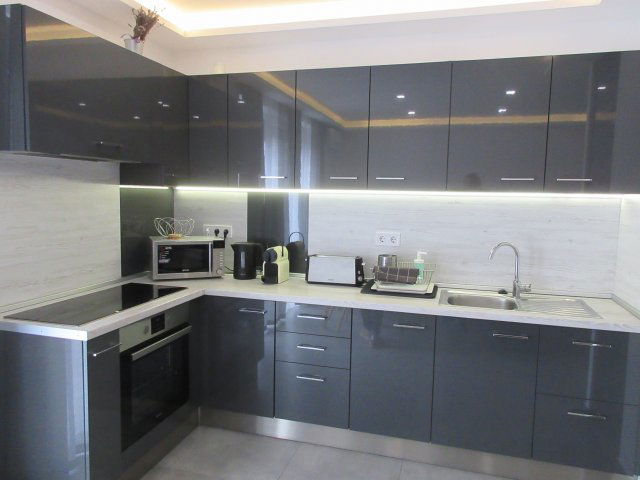 Eladó téglalakás, Debrecenben 79.9 M Ft, 3 szobás