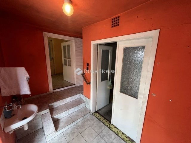 Eladó családi ház, Kecskeméten 49 M Ft, 3 szobás