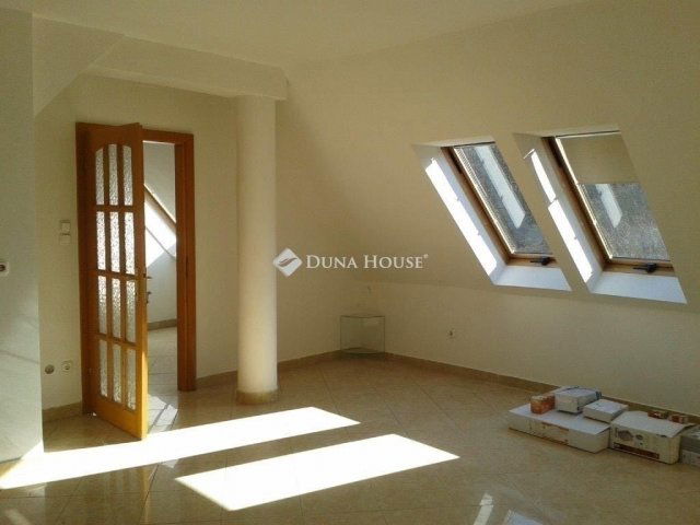 Eladó téglalakás, Budapesten, II. kerületben 99 M Ft, 2 szobás