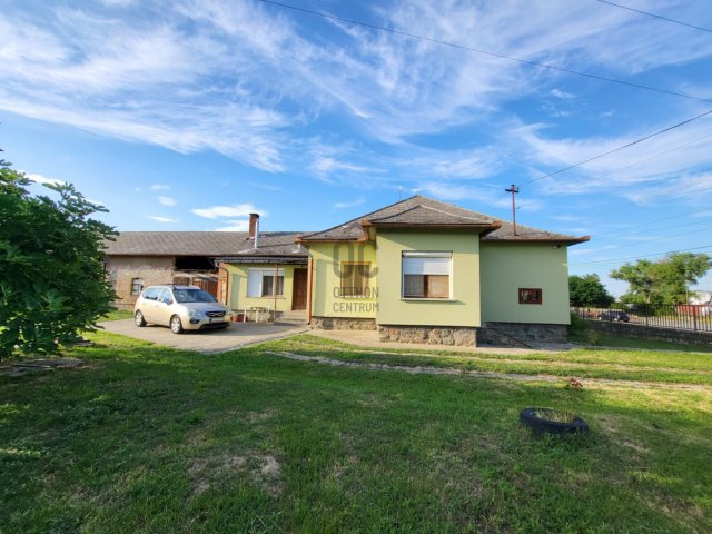 Eladó családi ház, Aparhanton 22.99 M Ft, 4 szobás