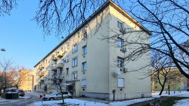 Kiadó téglalakás, albérlet, X. kerületben, Szárnyas utcában