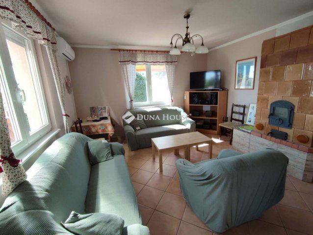 Eladó családi ház, Szegin 59 M Ft, 3+3 szobás