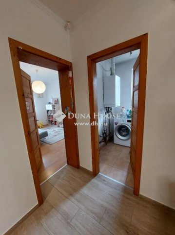 Eladó családi ház, Baján 95 M Ft, 4 szobás