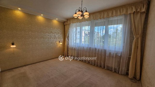 Eladó panellakás, Budapesten, XXI. kerületben 70.9 M Ft