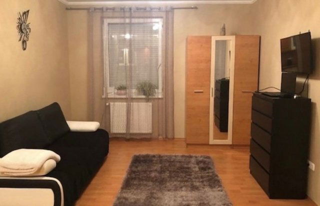 Kiadó téglalakás, albérlet, XX. kerületben, Vörösmarty utcában