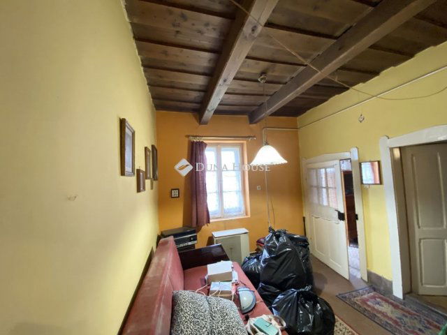 Eladó sorház, Devecseren 10.5 M Ft, 2 szobás
