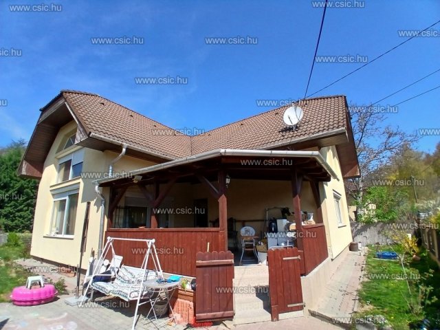 Eladó családi ház, Pilisjászfalun 119.9 M Ft, 5 szobás