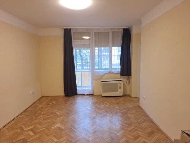 Eladó téglalakás, Budapesten, XXI. kerületben 59.9 M Ft