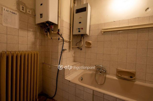 Eladó téglalakás, Budapesten, V. kerületben 164.9 M Ft