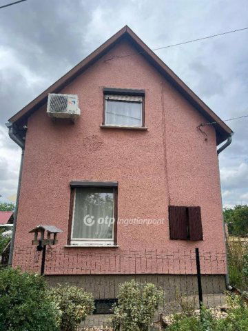 Eladó családi ház, Farmoson 22.9 M Ft, 2+1 szobás