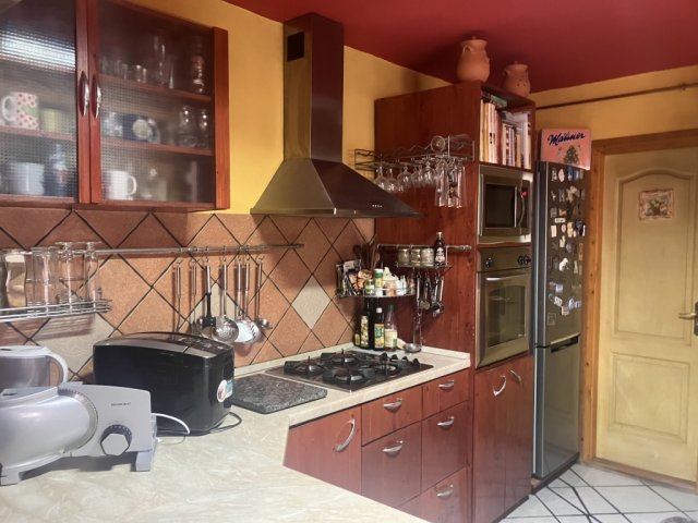 Eladó családi ház, Székesfehérvárott 79 M Ft, 3 szobás