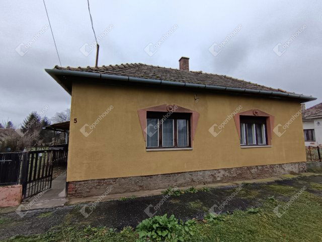 Eladó családi ház, Böhönyén 11.99 M Ft, 3 szobás