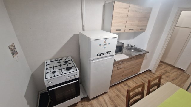 Kiadó téglalakás, albérlet, Győrött 140 E Ft / hó, 1 szobás