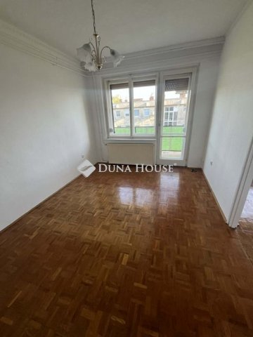 Eladó téglalakás, Kapuváron 52.9 M Ft, 3 szobás