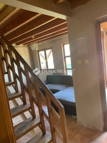 Eladó sorház, Szigethalmon 55 M Ft, 4 szobás