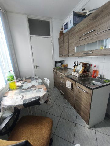 Eladó panellakás, Szegeden 46.9 M Ft, 1+1 szobás