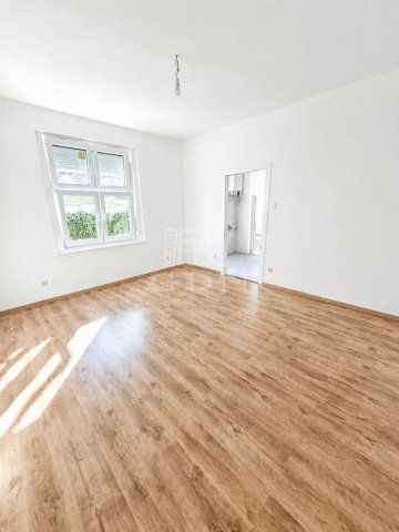 Eladó téglalakás, Budapesten, XVIII. kerületben 34.8 M Ft