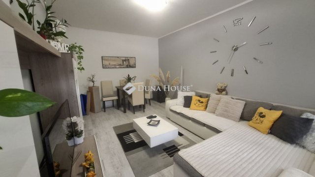 Eladó panellakás, Szombathelyen, Kodály Zoltán utcában 42.9 M Ft