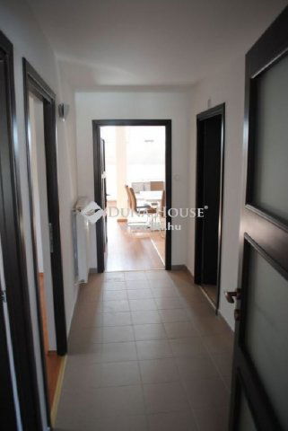 Eladó téglalakás, Veresegyházon 125 M Ft, 4 szobás